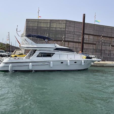 Hotel Yacht Sotavento Sant Adrià de Besòs Exteriör bild